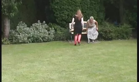 હરાવ્યું krasivaia તેના અદભૂત મેલિસા શકે છે