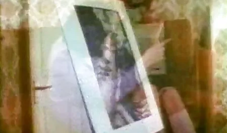 - મની વાત - સેક્સી સુંદર પોર્ટ અસર