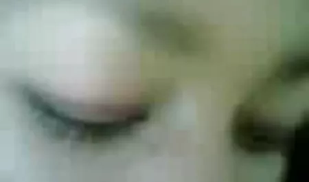 Fucked મમ્મી રશિયન porno સાથે સુંદર કન્યાઓ અન્ના