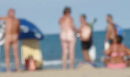 તીન સવારી સેક્સ સાથે ખૂબ જ સરસ કાળા વાળ વાળી છોકરી અને ઓલ્ડ હાઉસ