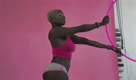 ડિંટ્ડી સ્વીઝ જુઓ સુંદર પોર્ન ઓનલાઇન ! !