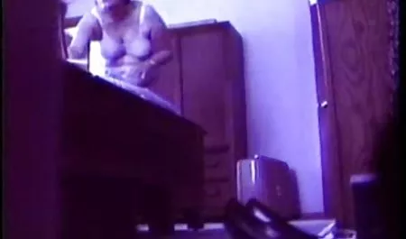 લેસ્બિયન સોરોરીટી સુંદર કોરિયન red બહેનો ચોદવુ newbie