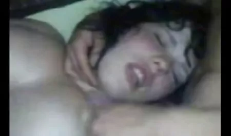 નાના સ્તનો જેકી મેરી મસાજ વાહિયાત અને ચહેરાના સુંદર ગોળમટોળ porn