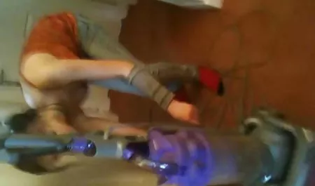 આ Yankees સુંદર હાર્લી રોડ્સ Rubs તેના જુઓ સુંદર ગુદા મૈથુન Asshole