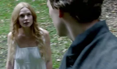 ગોળમટોળ ચહેરાવાળું ભજવે છે સાથે તેના વાળ સુંદર સેક્સ સાથે વાળુ યોનિ