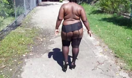 સેક્સી પોર્ન સુંદર હાર્ડ ત્રણ Amputee