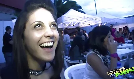 અમેઝિંગ સુંદરતા સૌથી સુંદર શૃંગારિક એલિસિયા ફોક્સ ભોગવે વિષયાસક્ત સેક્સ ધાબા પર