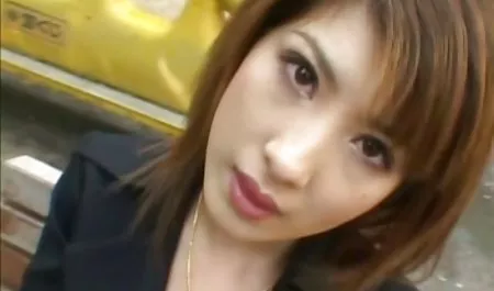 બે સુંદર જેમની રમવા એક સ્ટ્રીપ મેમરી રમત સુંદર યુવાન છોકરીઓ સાથે સેક્સ