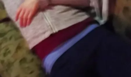 Horny Fucks Goldie રશ સુંદર યુવાન સેક્સ