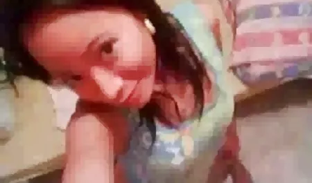 સુંદર શ્યામા Amelie fucked ત્રણ સેક્સ સાથે ખૂબ જ સુંદર લોકો નુ સમૂહ ચોદન