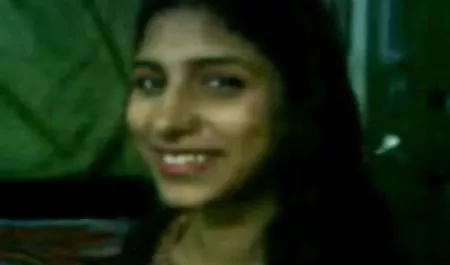 સારા રાઈડ સેક્સ સુંદર