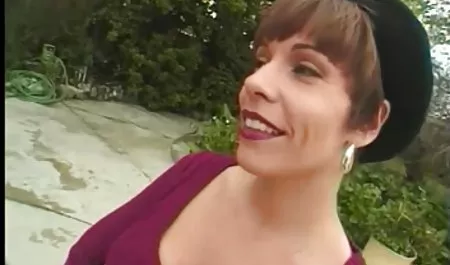 મુક્ત જુઓ સૌથી સુંદર સેક્સ દાદી