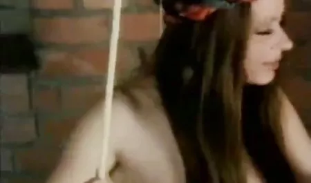 Esmeralda સુંદર orno ફોક્સ માં કિશોર સેક્સ