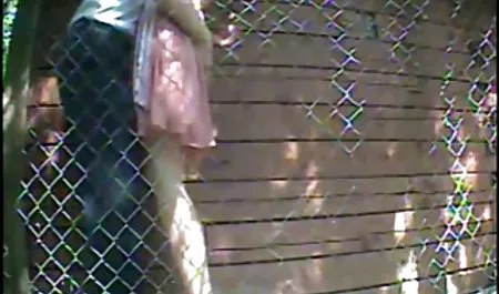 યુરો નો પ્રેમ પોર્ન સાથે એક સુંદર ચિક સવારી હાર્ડ લોડો