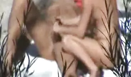 વત્તા - ચાલો પ્રયાસ ગાંડ બીચ બ્લોડેશ ગાંડ ની અંદર પાણી ochen krasiviy સેક્સ છોડવુ અભિનિત