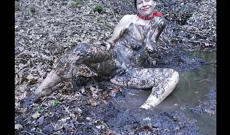 પોતાના એક ટોળું ભવ્ય એરોટિકા કૂપન થયો હતો લા કામા