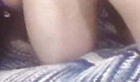 મોટા સુંદર સેક્સ ઘૂંટણ માં બોબલા વાળી મહિલા Lana રોડ્સ craves બાઇ-બાઇ-si