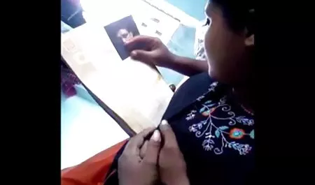 અન્ના ભવ્ય એરોટિકા ગાંડ