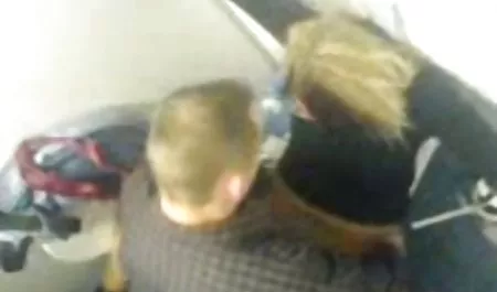 સોનેરી વાળ વાળી ગાંડ કિશોર કે કિશોરી હાર્ડ સુંદર પોર્ન ડાકોટા સ્કાય