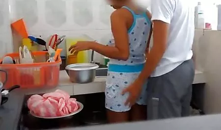 કિશોર કુદરતી, એક પ્રોફેસર પોર્ન સાથે સુંદર કન્યા ઓનલાઇન જાહેર આરોગ્ય