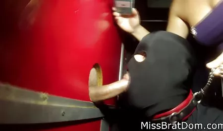 હાથ સુંદર સાથે સેક્સ કામોત્તેજના થી ચોદવુ એકેડેમી