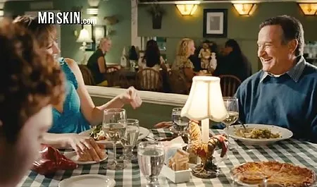 વાળ વાળુ હાર્ડ સુંદર સેક્સ ભોસ ચુત Carly ગ્રે સાથે ભરવામાં જાડા લોડો