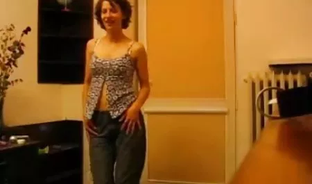 આ Yankees સુંદર Bridgette Aleister સુંદર સેક્સ સાથે યુવાન Masturbates