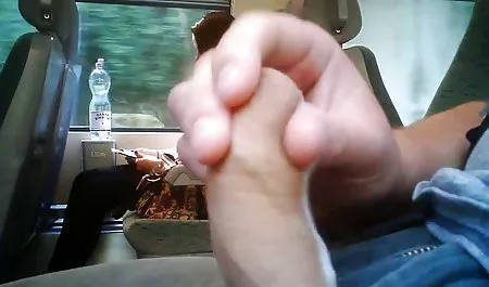 બીચ કેબિન કરતો જોઈ ખુશ થવા વાળો જુઓ સુંદર ભારતીય પોર્ન 6 - 4 4