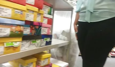 ઓપન વિશાળ અને તૈયાર વિચાર માટે કેટલાક ડિપ્લોમા CEI સુંદર સેક્સ કુદરત પર